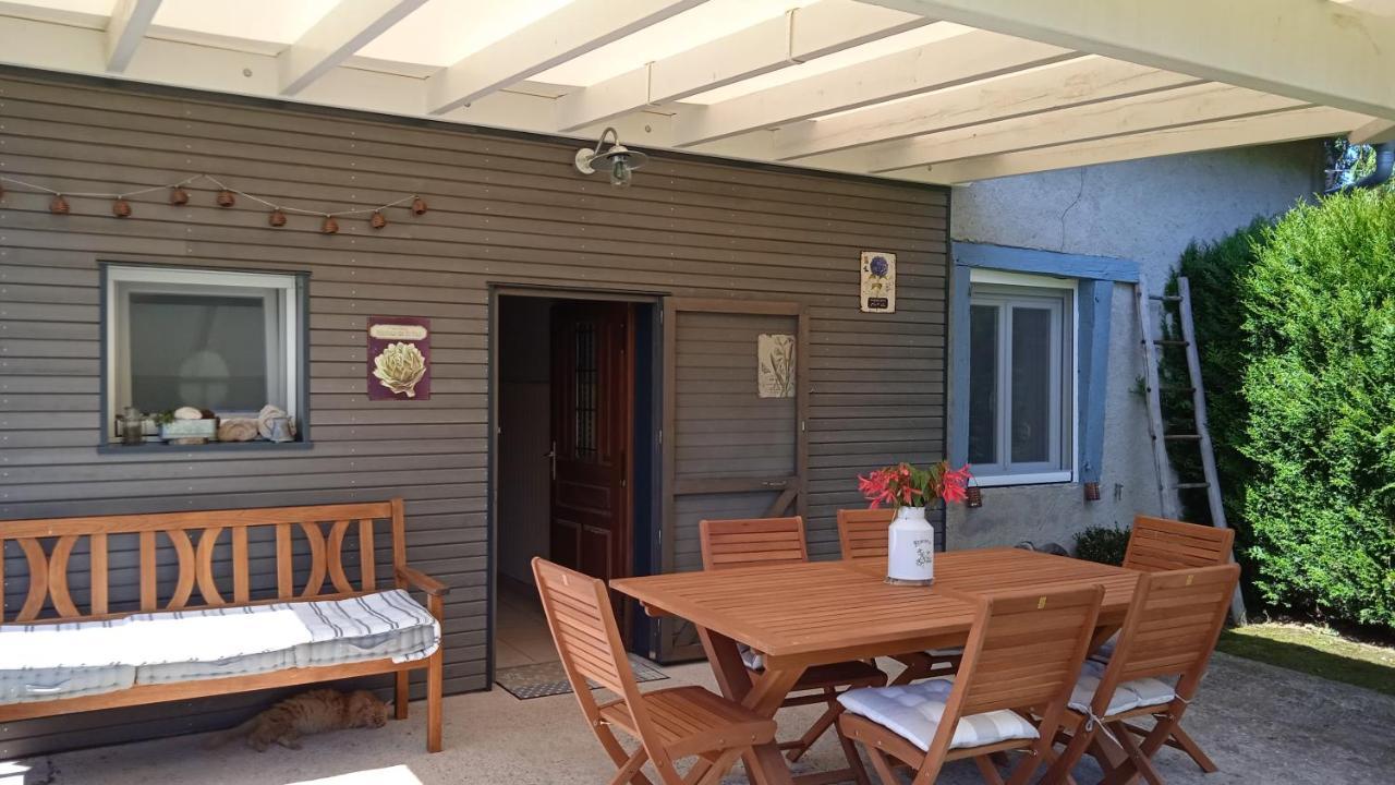 Bed and Breakfast La Taniere Douce Soulaucourt-sur-Mouzon Exterior foto